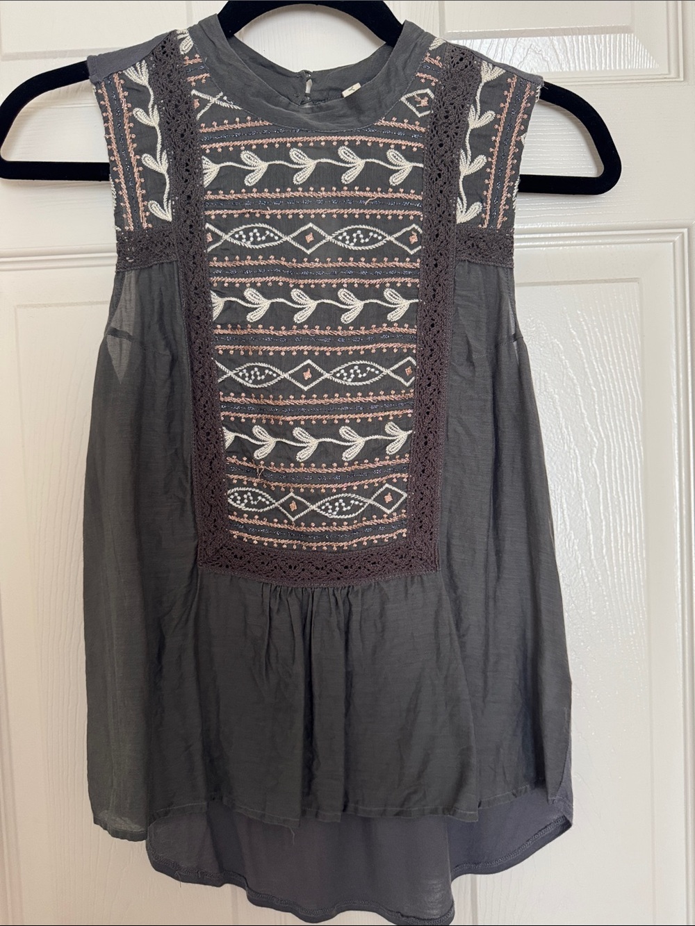 Sleeveless Grey Embroidered Tank Top with Crochet Trim